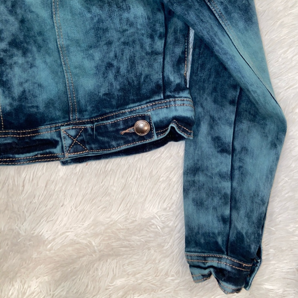 Jean jacket - Picture 5 of 7